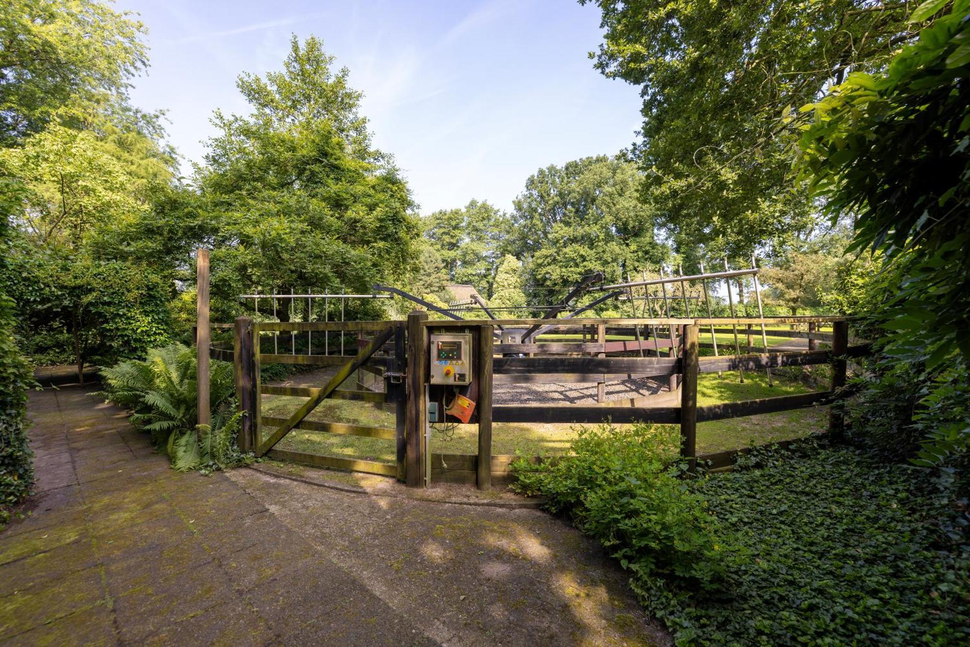 Luxe Hofstede Met Paardenstalling Lunteren Exteriör bild